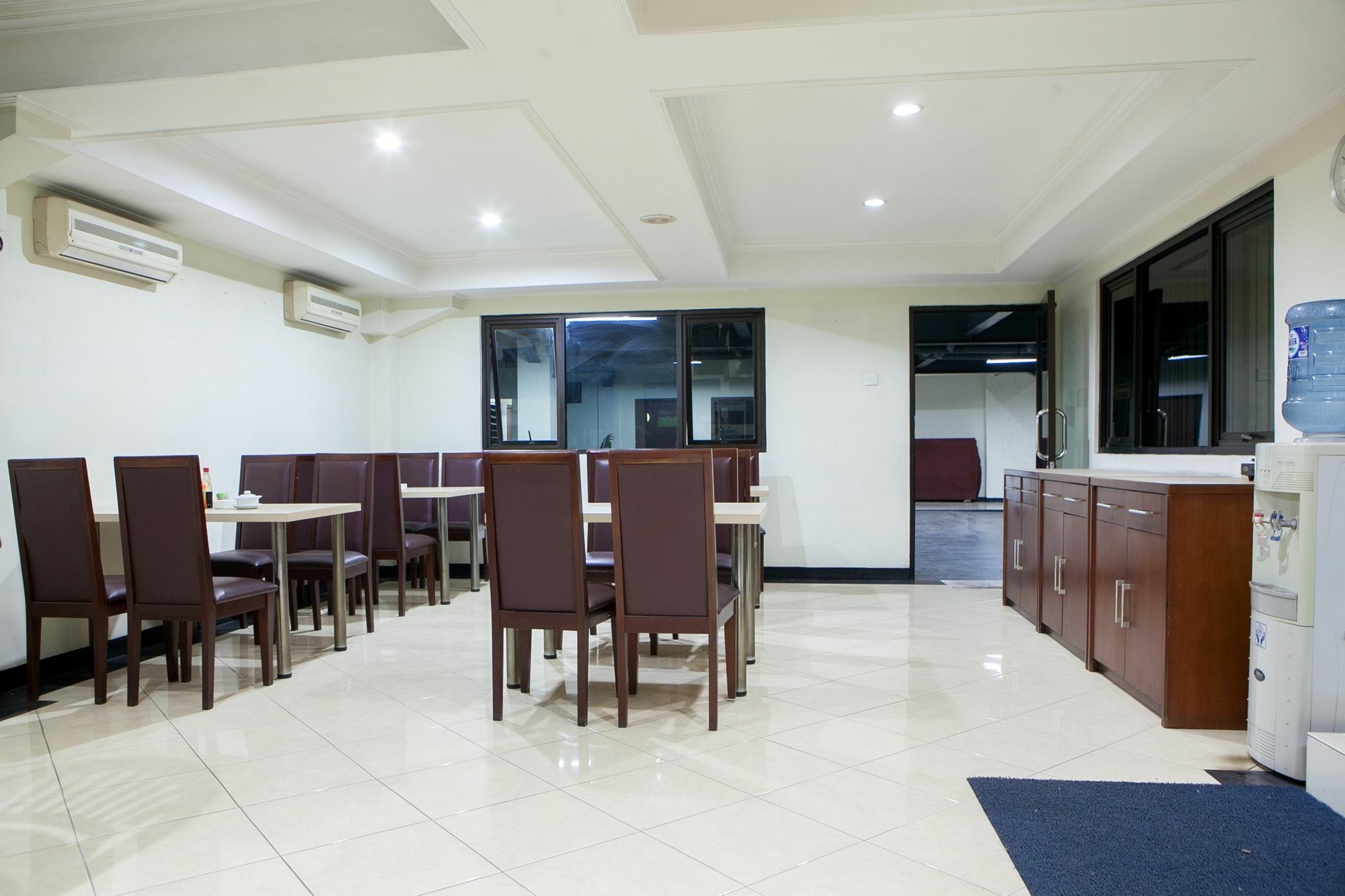 Reddoorz Plus At Buah Batu Бандунг Экстерьер фото